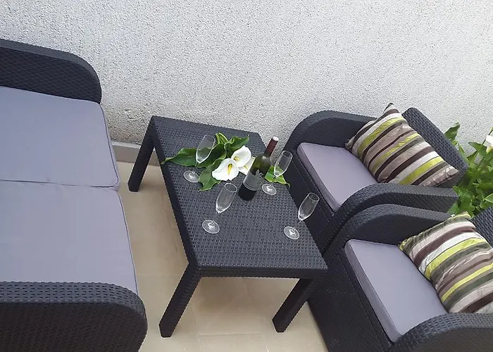 New Lux Kala 波雷奇